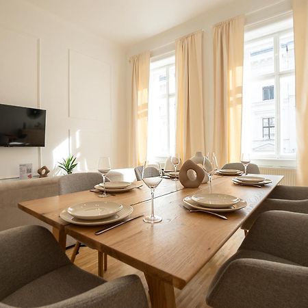 Vibrant 107 M2 Flat In The City Center Viyana Dış mekan fotoğraf